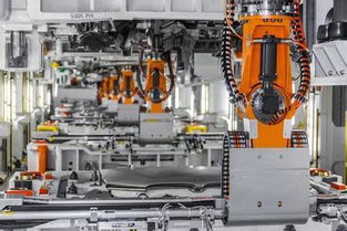 工業(yè)互聯(lián)網(wǎng)與工業(yè)4.0：大數(shù)據(jù)驅(qū)動(dòng)的新一輪產(chǎn)業(yè)變革浪潮